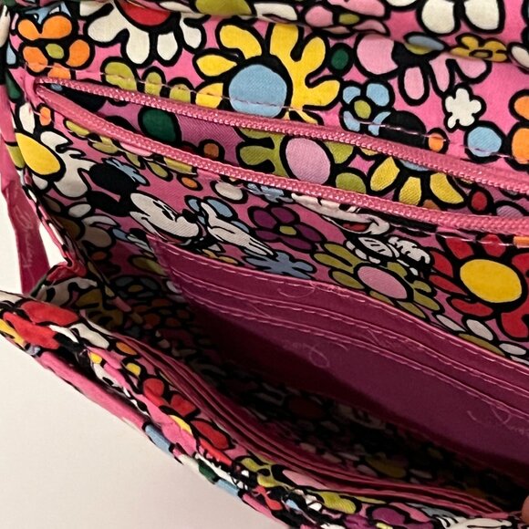 Vera Bradley Disney Just Mousing Around Mickey Crossbody Mini Hipster Purse Bag - Picture 4 of 9